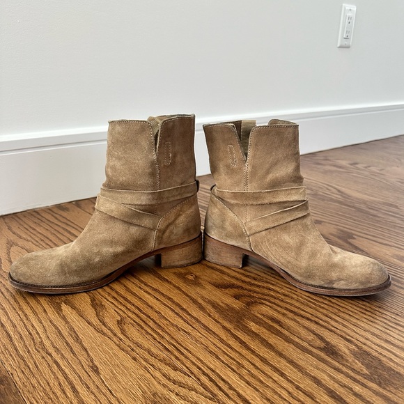 J. Crew tan leather booties size 7.5 - Picture 12 of 16
